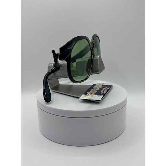 NEW Vintage Oversize Sunglasses | NOS | 70s Style | Green Lens | Geoffrey Beene - Picture 8 of 8